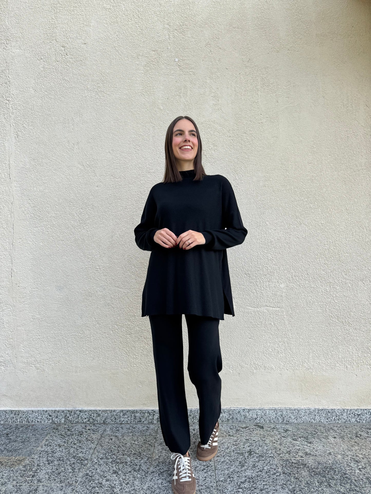 Completo in maglia mezzo collo Nero