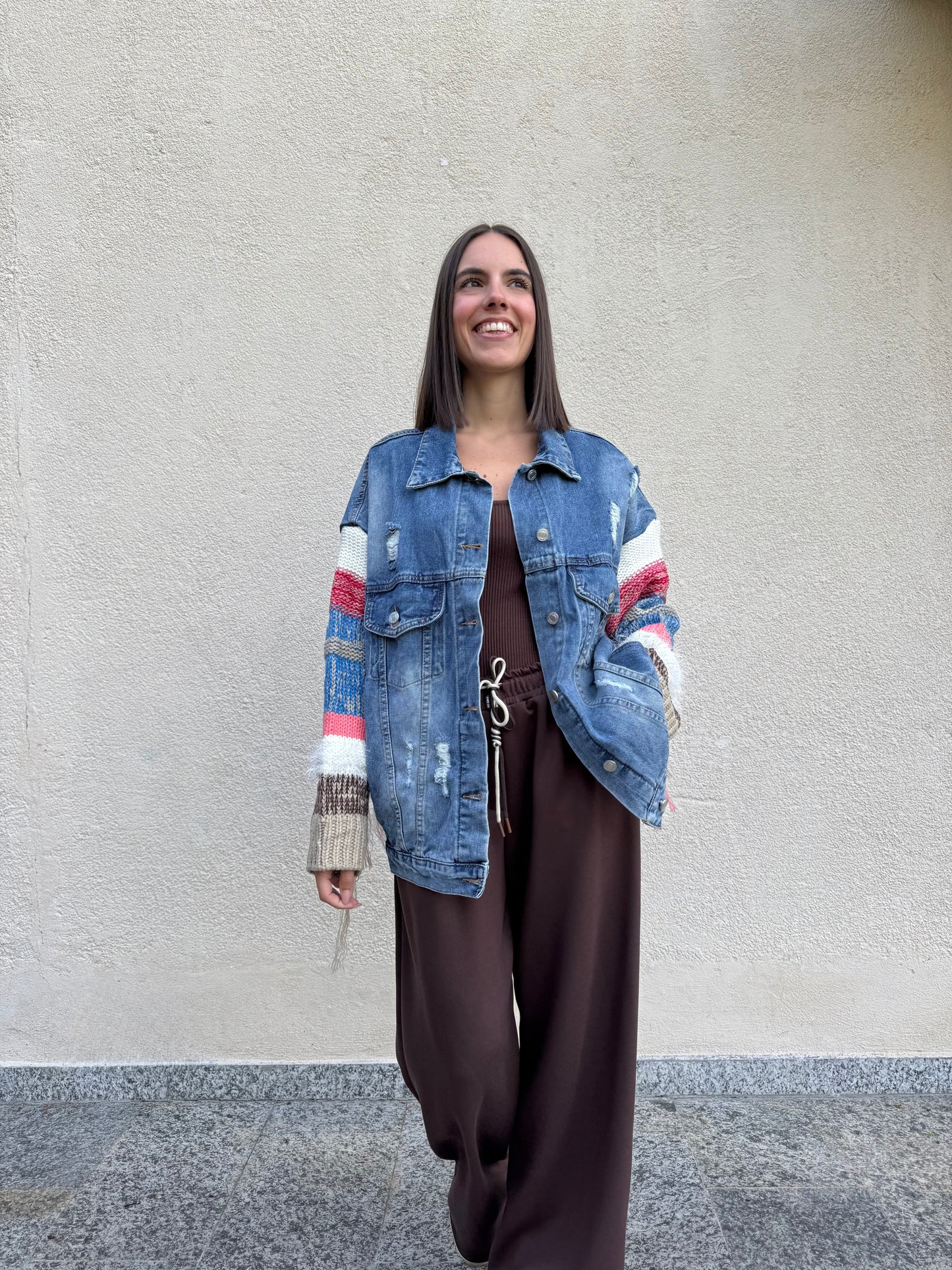 Giubbino di jeans maglia e frange oversize