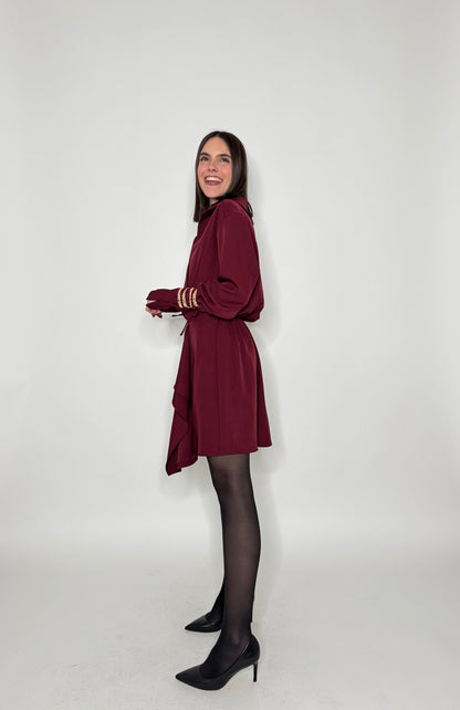 Abito Gioiello con bracciali in oro ai polsi Bordeaux