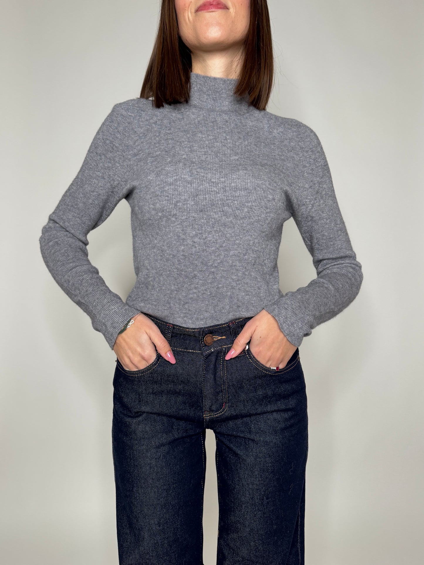 Maglia mezzo collo in misto lana e viscosa Grigio