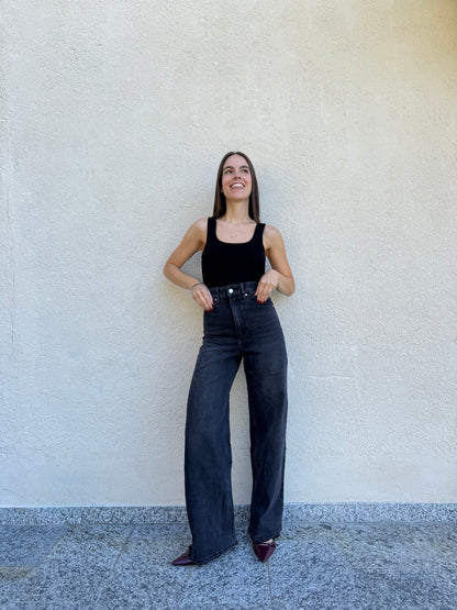 Jeans wide leg modello barrel