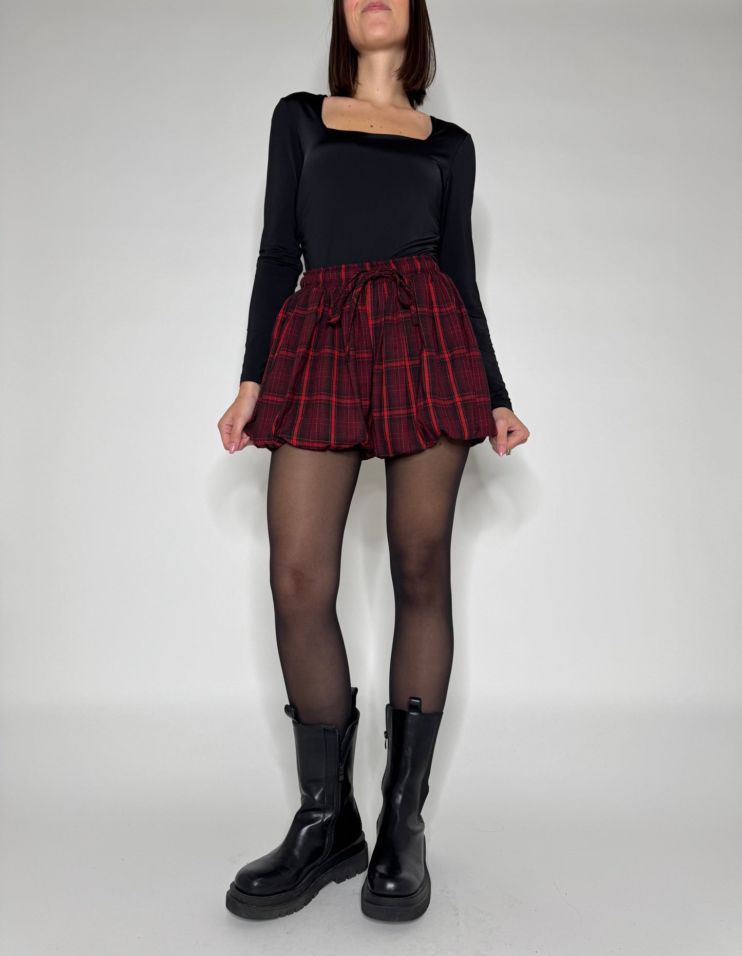 Pantaloncino fantasia scozzese a palloncino base rossa