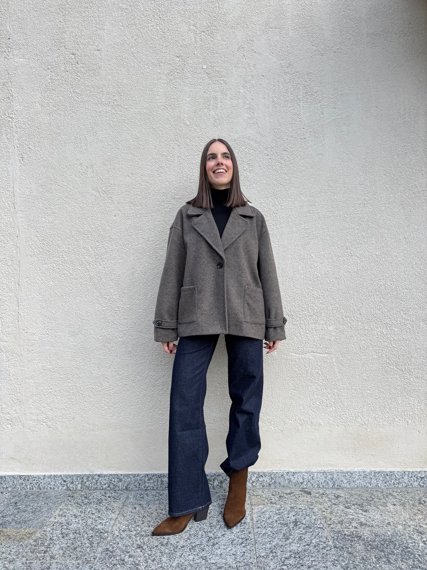 Cappotto corto monopetto moro