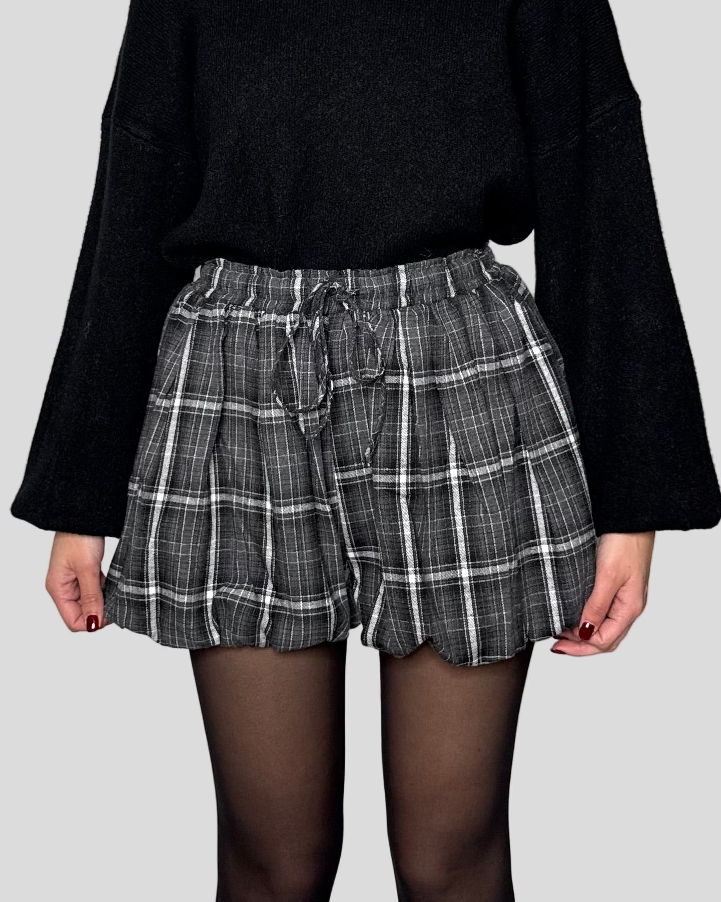 Pantaloncino fantasia scozzese a palloncino base nero