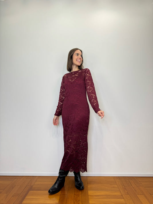 Abito in pizzo "Cassandra"