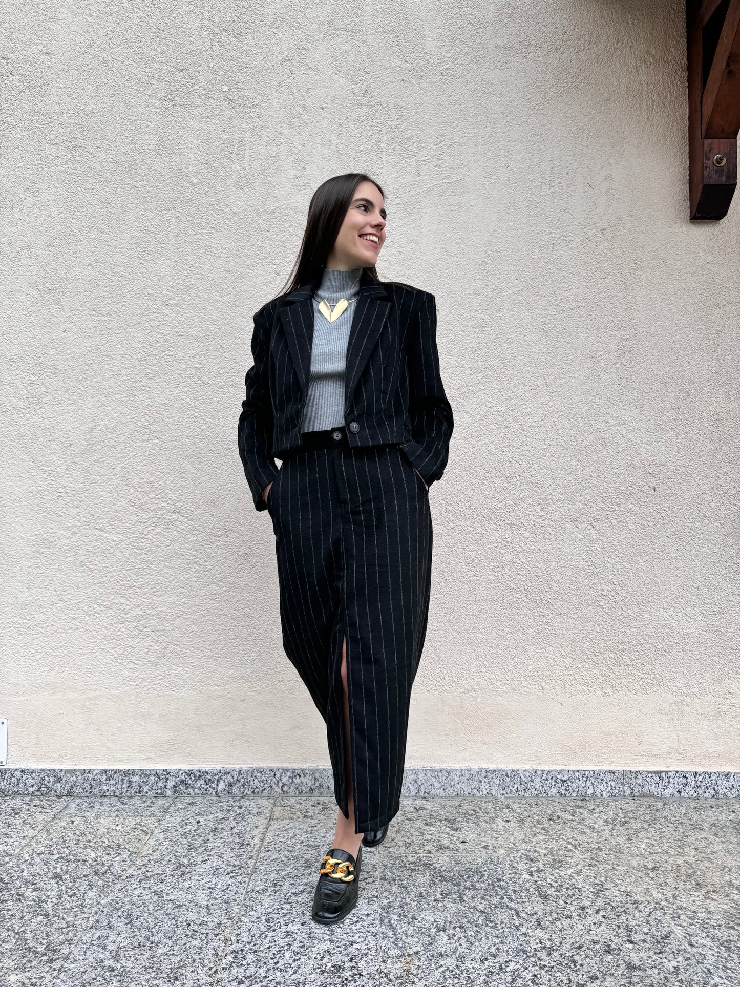 Giacca gessata in misto lana