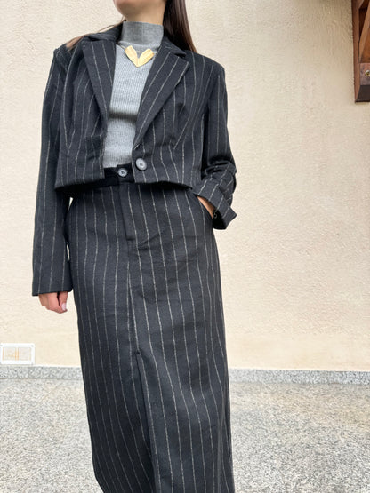 Giacca gessata in misto lana