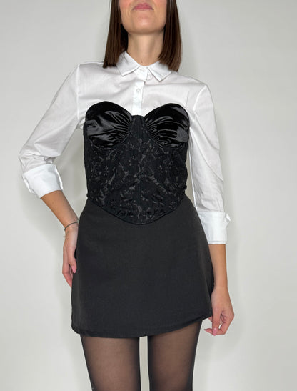 Corsetto steccato in pizzo