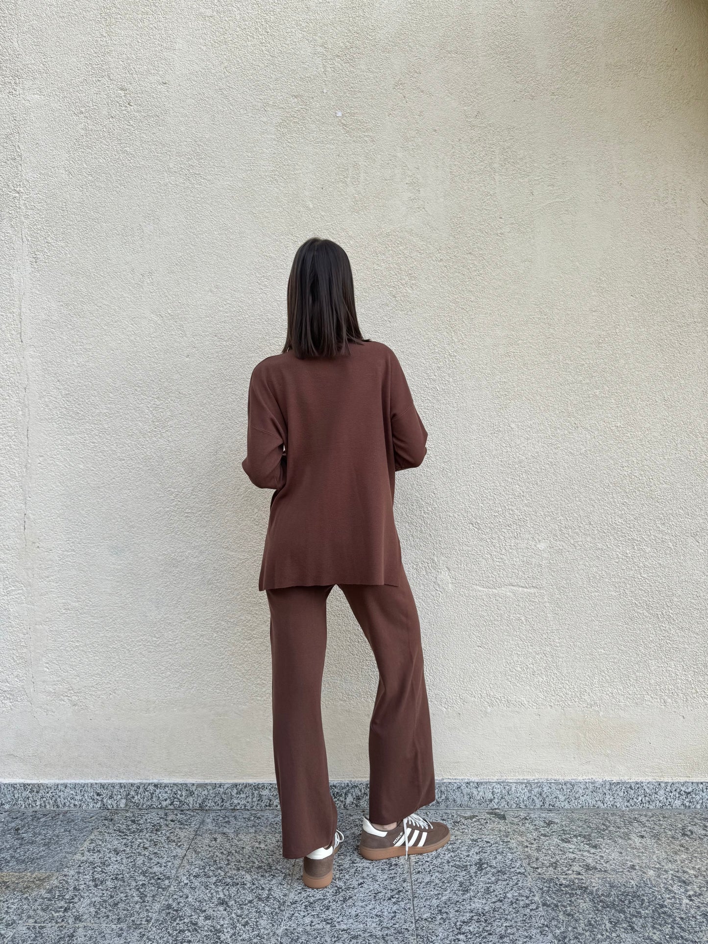 Completo in maglia mezzo collo Cioccolato