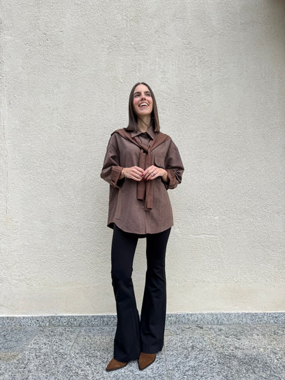 Camicia a quadretti con finto maglioncino/scialle Cioccolato