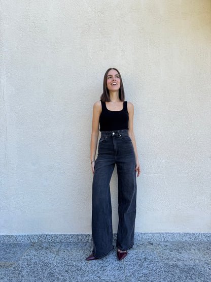 Jeans wide leg modello barrel