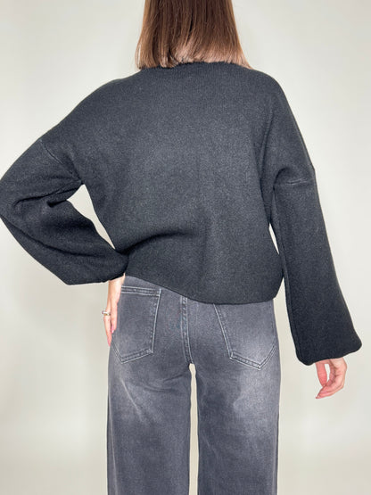 Pull Letizia mezzo collo in calda viscosa Nero