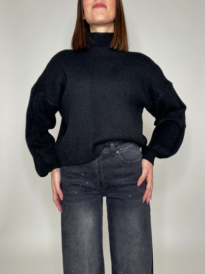 Pull Letizia mezzo collo in calda viscosa Nero