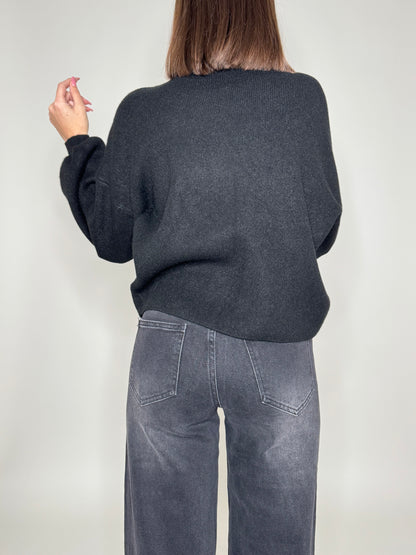 Pull Letizia mezzo collo in calda viscosa Nero