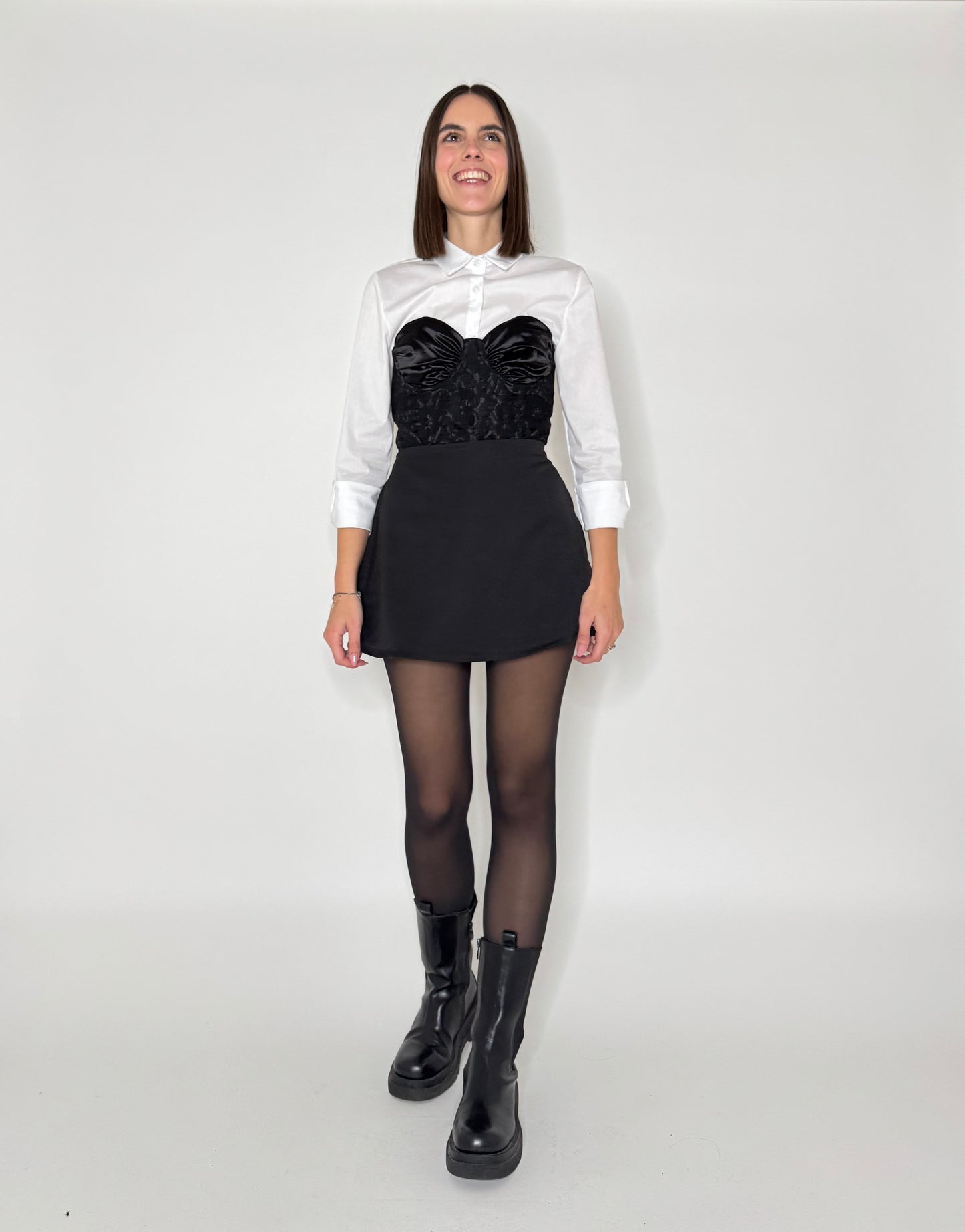 Corsetto steccato in pizzo