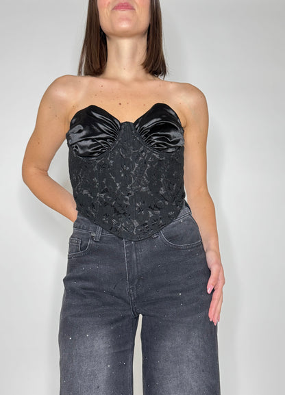 Corsetto steccato in pizzo