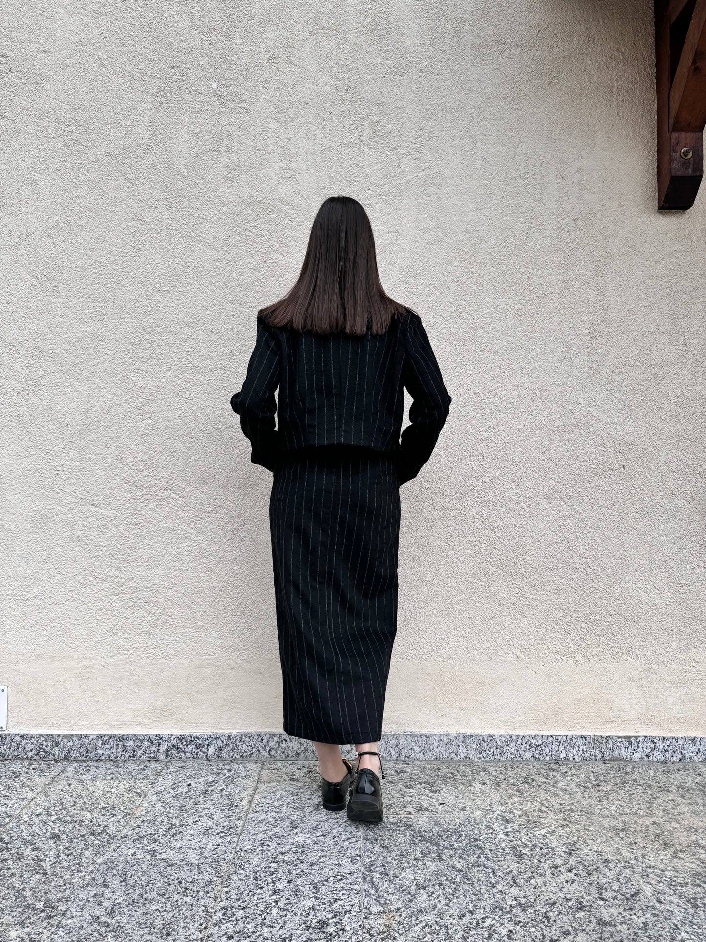 Giacca gessata in misto lana