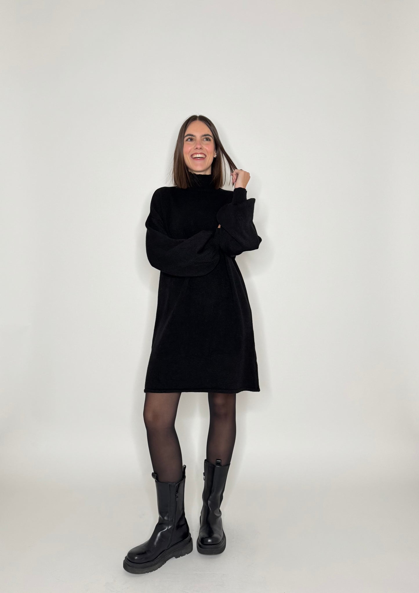 Abito calda viscosa collo alto