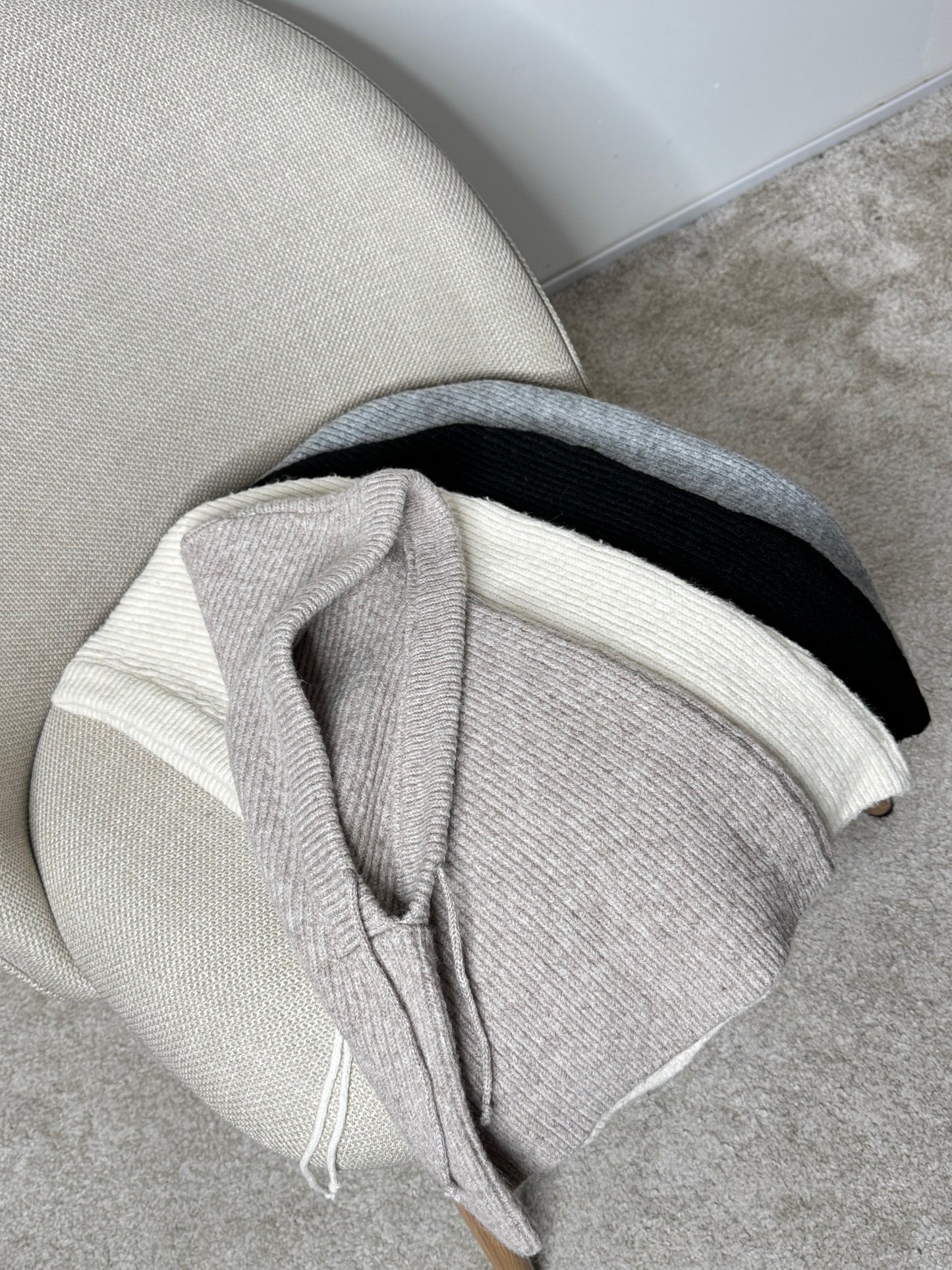 Balaclava in calda viscosa nero